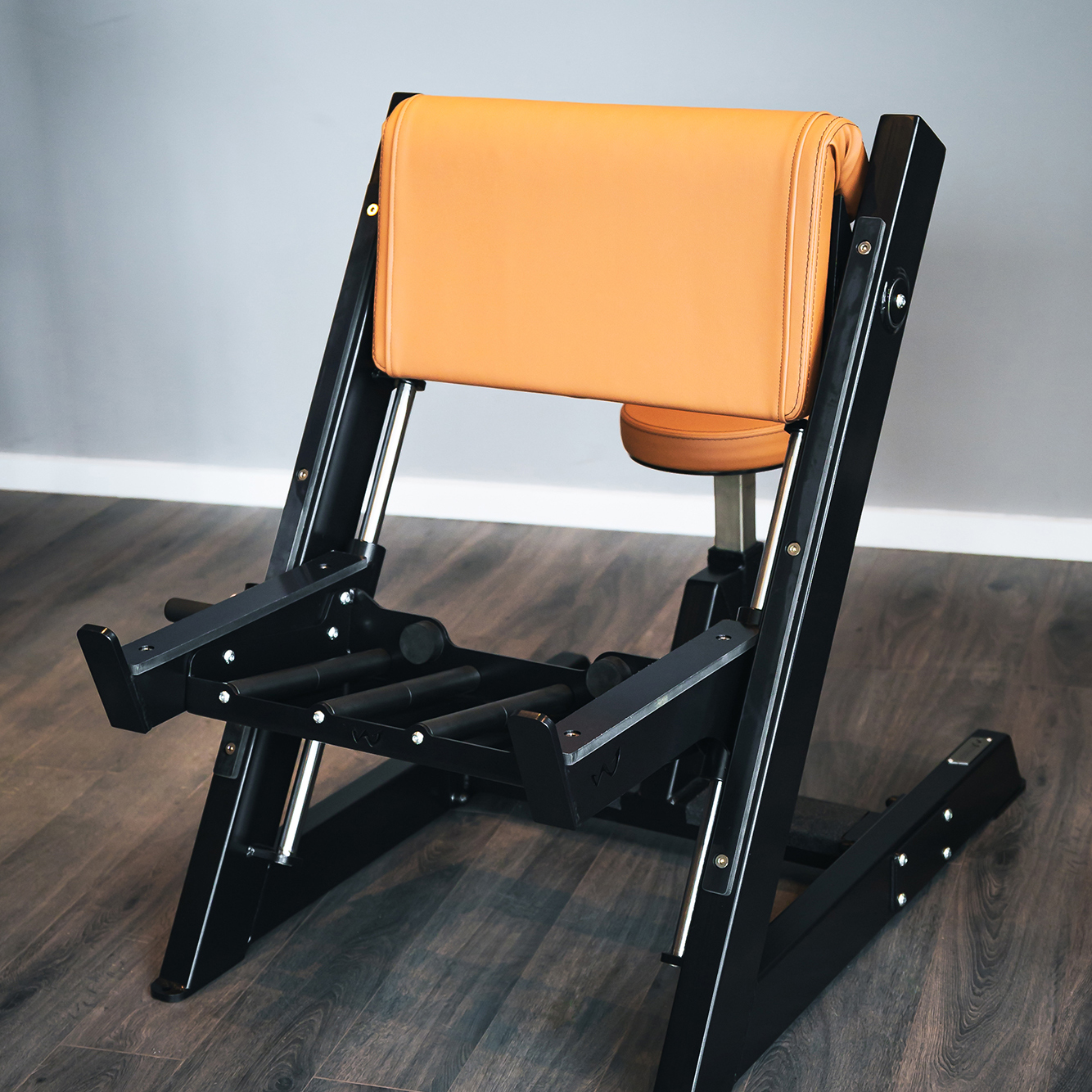 Animal Preacher Curl Bench